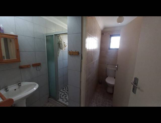 2 BEDROOM PROPERTY TO RENT IN CLAREMONT